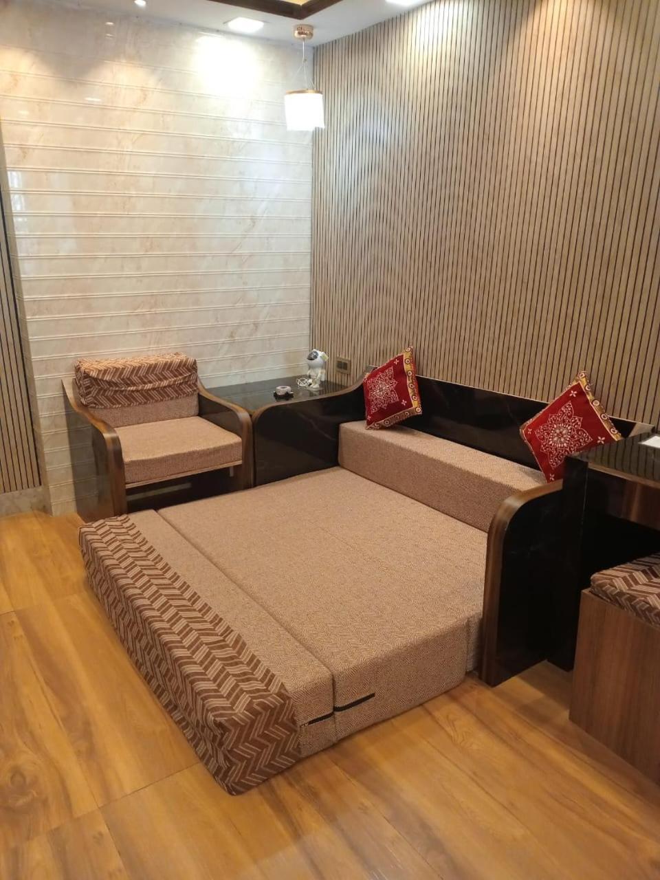 Ostro Inn Studio Apartment Колката Екстер'єр фото